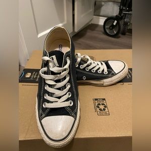 Black Converse size 7.5